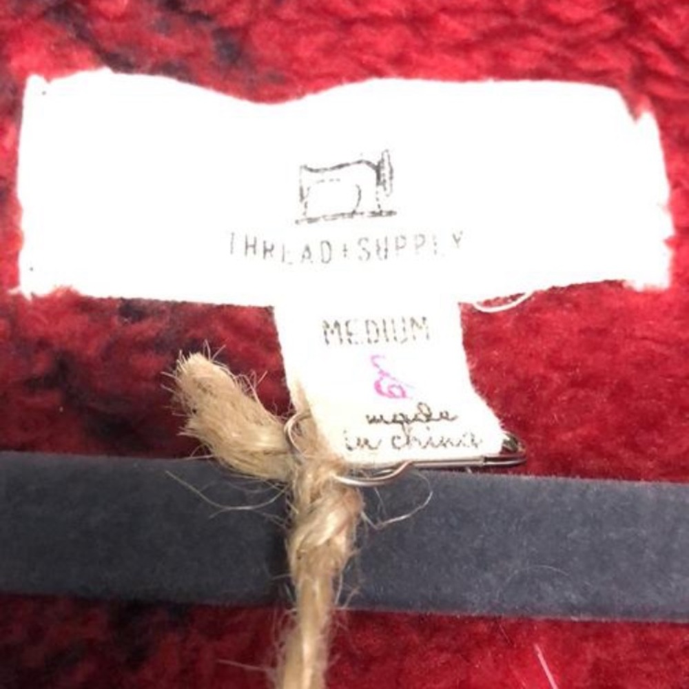 Thread & Supply - Picture 7 of 8